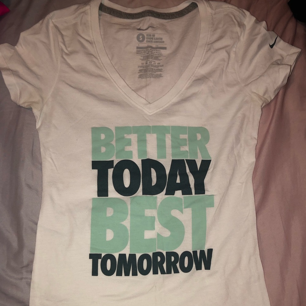 Women’s Nike V-Neck